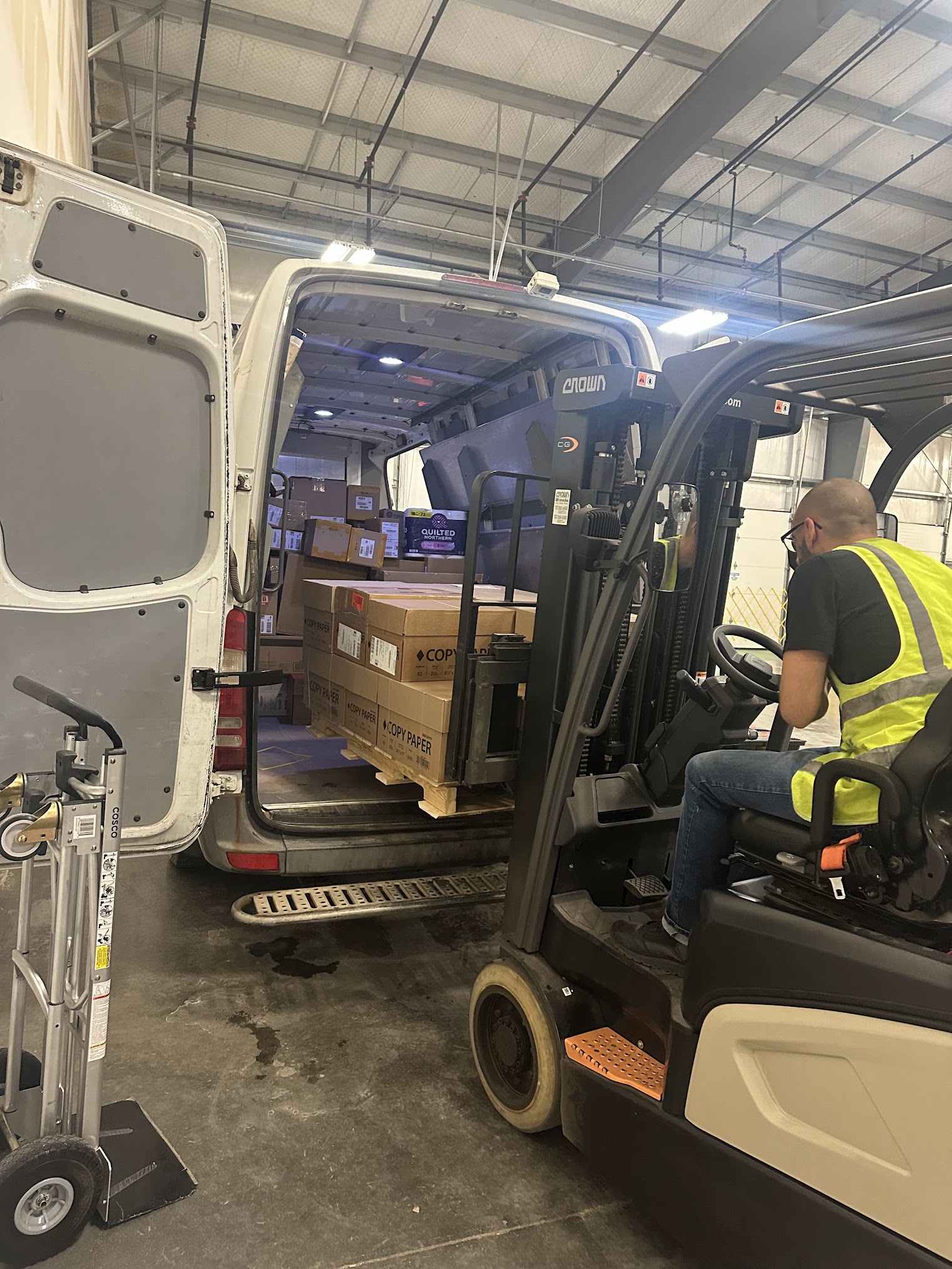Commercial office movers handling business equipment in Des Moines