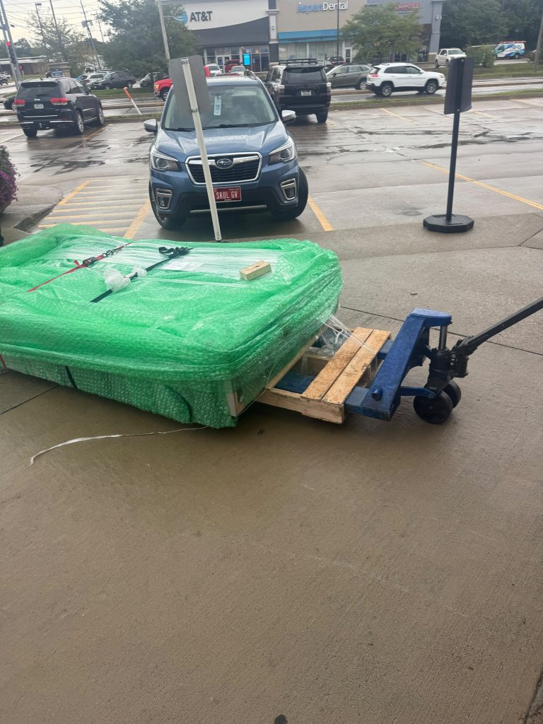 Commercial Unloading for Verizon in Des Moines, IA  – Labor Only