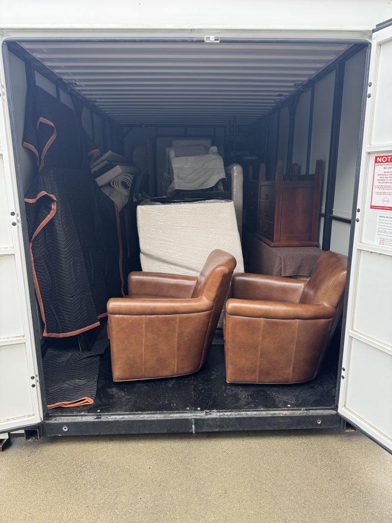 Home 7 Labor-Only Movers in Urbandale, IA | POD Loading Service