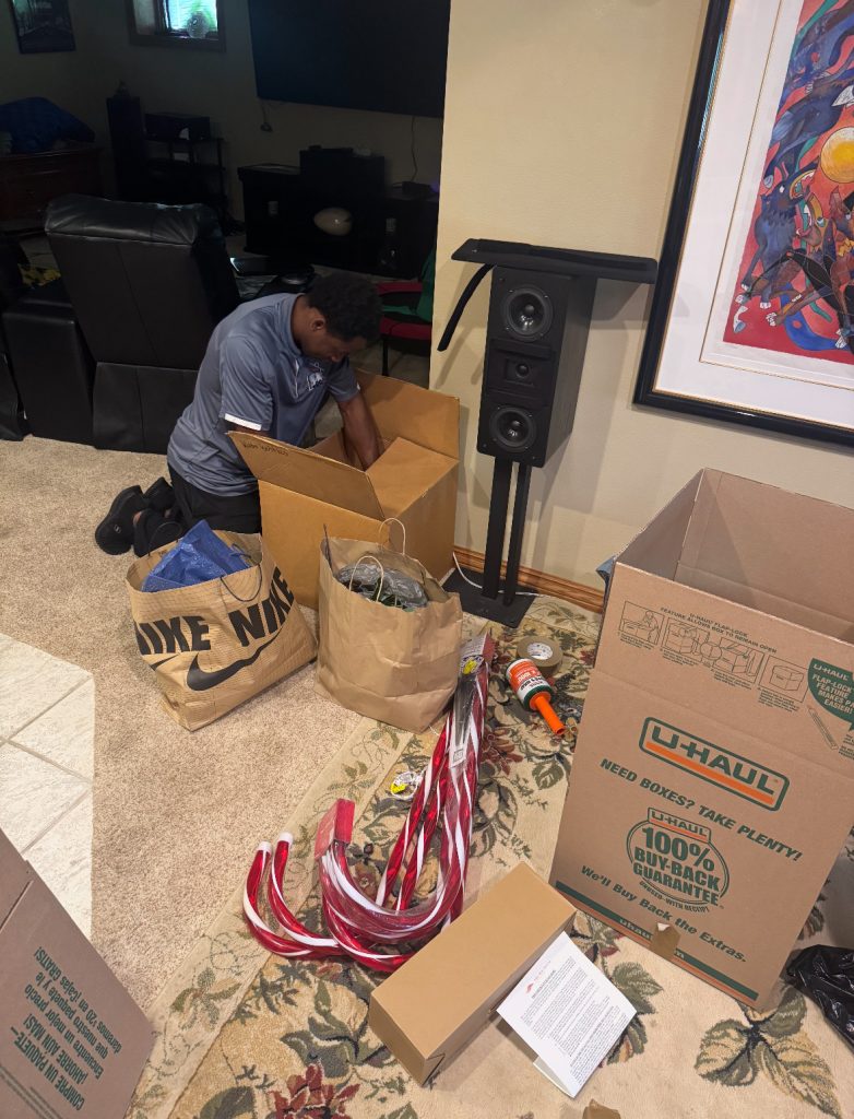Large Home Packing Service in Glen Oaks Country Club, West Des Moines